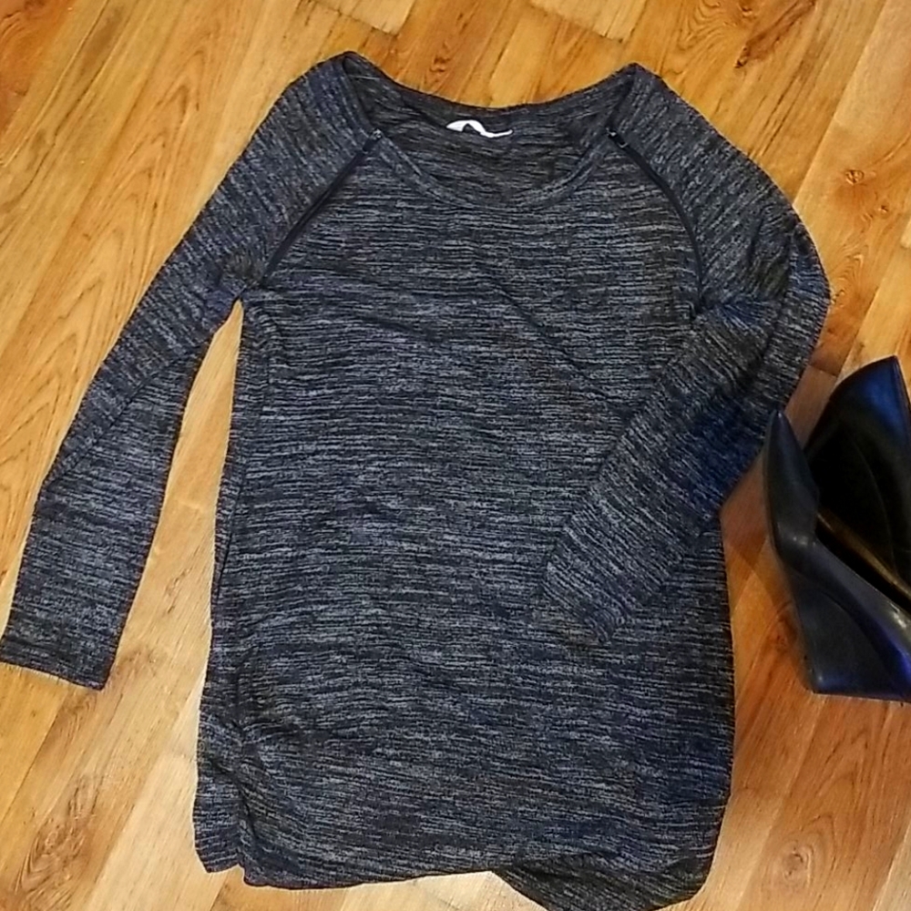 Thyme Maternity top with Nursing option